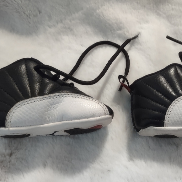 Nike First Jordan XII infant shoes, size 2c - Picture 8 of 9